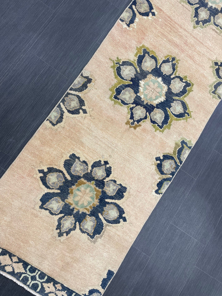 Turkish Runner Rug 2' 5" x 10' 6" Hand-Knotted border