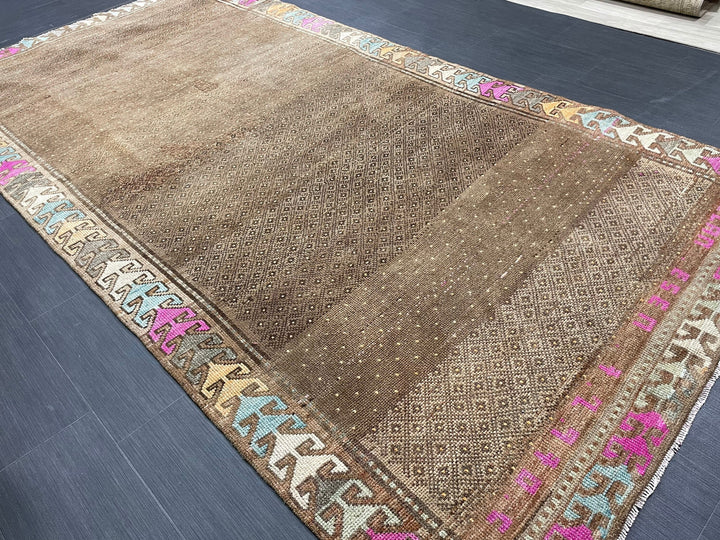 Brown Turkish Runner Rug 5' 3" x 10' 5" Hand-Knotted | No. WR29526