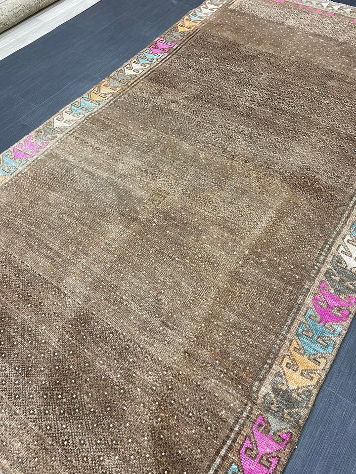 Brown Turkish Runner Rug 5' 3" x 10' 5" Hand-Knotted | No. WR29526
