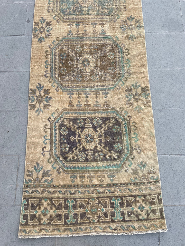 Beige Turkish Runner Rug 2' 9" x 20' 9" Hand-Knotted texture