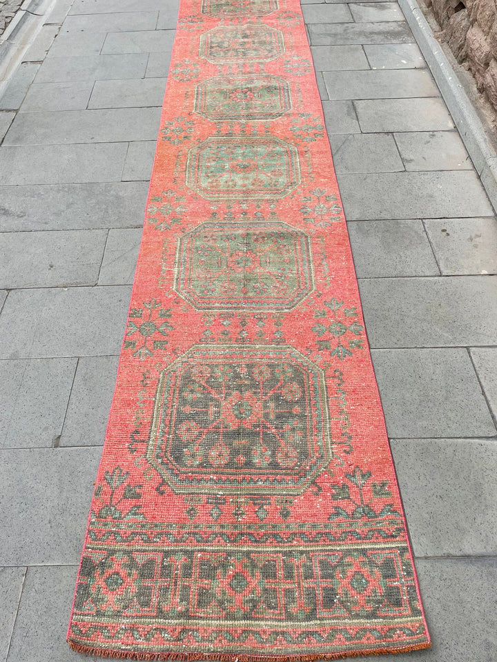 Beige Turkish Runner Rug 2' 6" x 19' 1" Hand-Knotted pattern