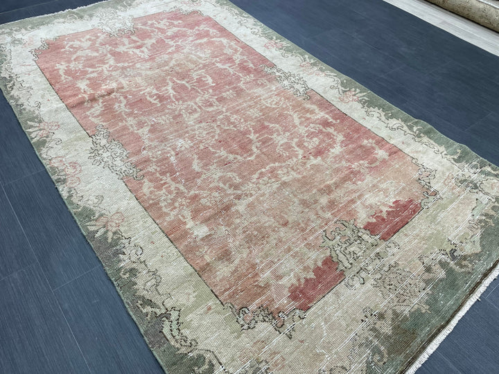 Turkish Oushak Rug 4' 8" x 8' 2" Hand-Knotted pattern