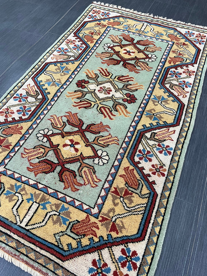 Rust Turkish Oushak Rug 2' 6" x 4' 6" Hand-Knotted detail
