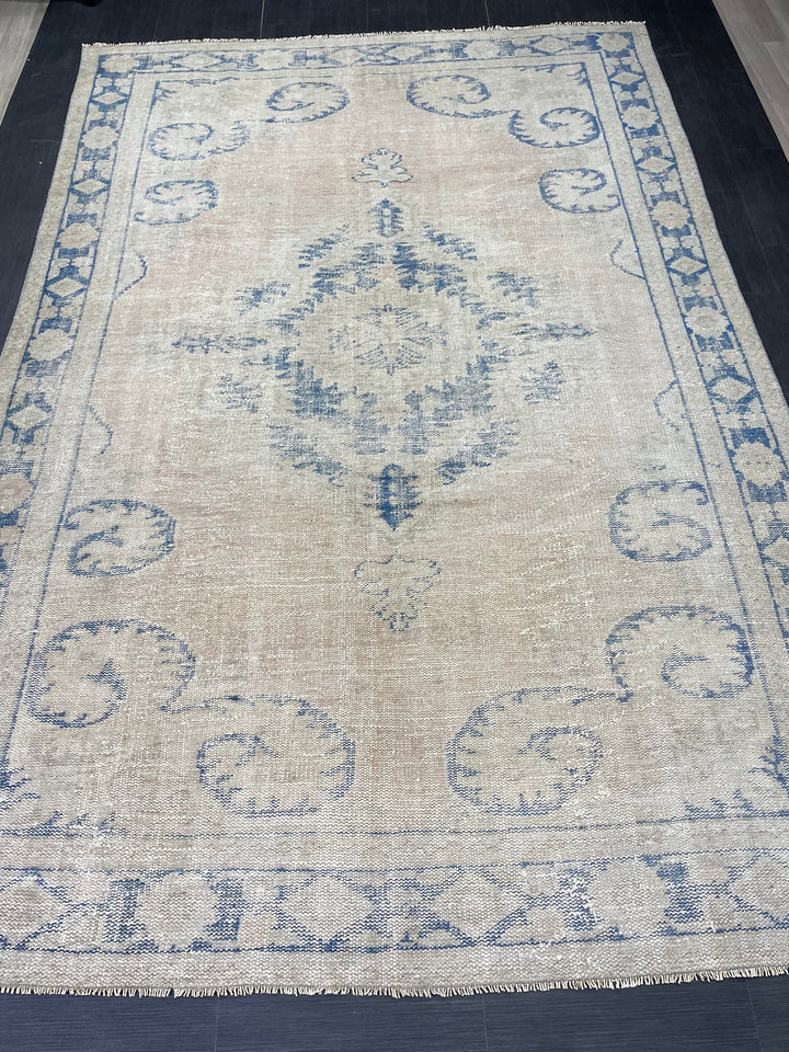 Rust Runner Rug 7' 6" x 11' 4" - No. WR93546