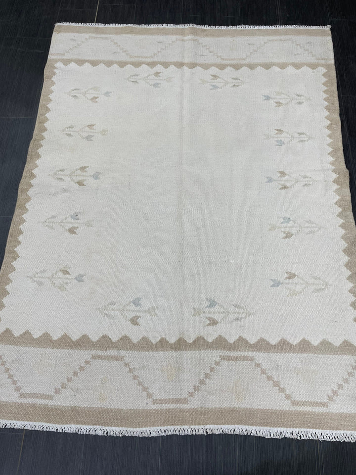 Rust Turkish Runner Rug 4' 6" x 6' 1" Hand-Knotted close-up