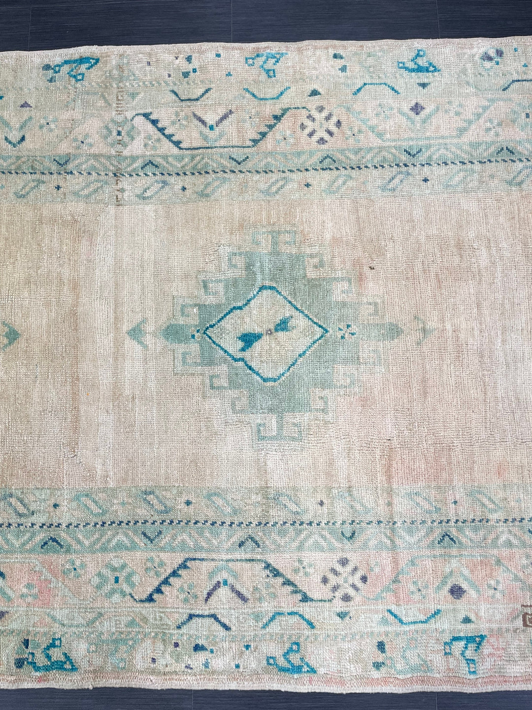 Beige Turkish Runner Rug 4' 8" x 11' 6" Hand-Knotted pattern