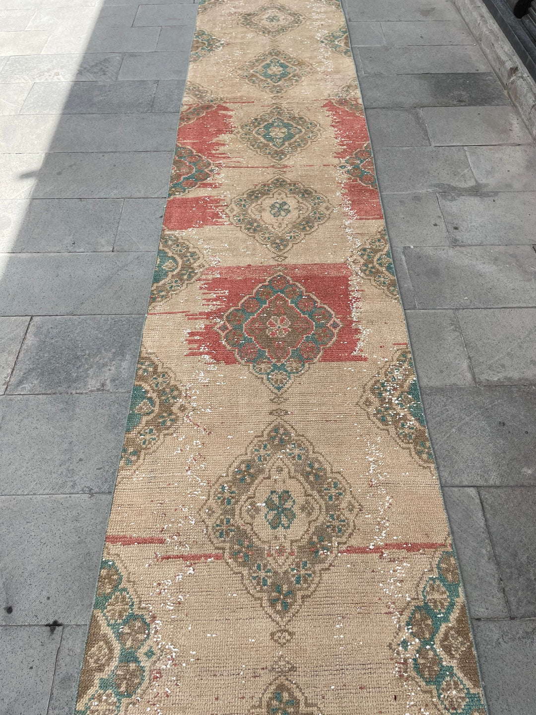 Beige Turkish Runner Rug 2' 8" x 20' 6" Hand-Knotted border