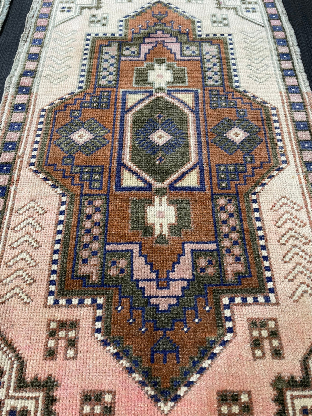 Beige Turkish Runner Rug 1' 8" x 3' 4" Hand-Knotted pattern