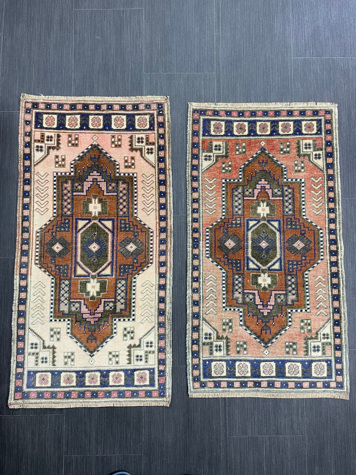 Beige Turkish Runner Rug 1' 8" x 3' 4" Hand-Knotted border