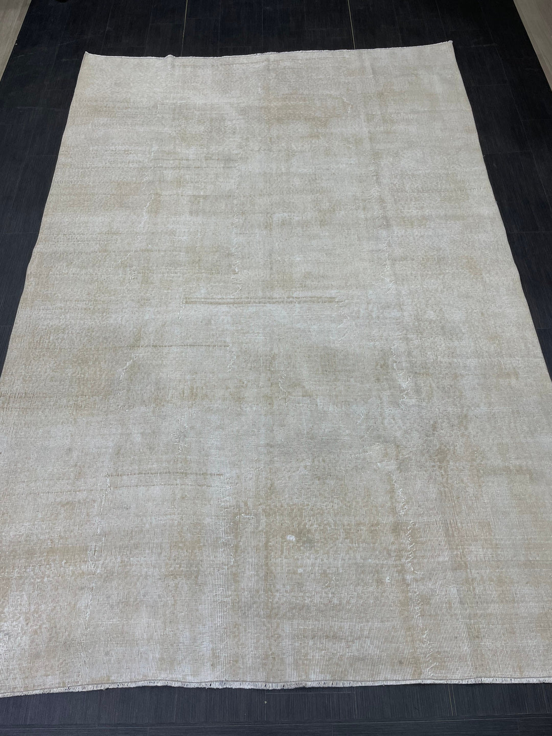 Turkish Runner Rug 6' 8" x 9' 11" Hand-Knotted border