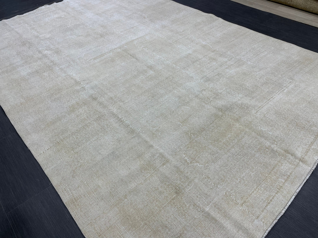 Turkish Runner Rug 6' 8" x 9' 11" Hand-Knotted reverse