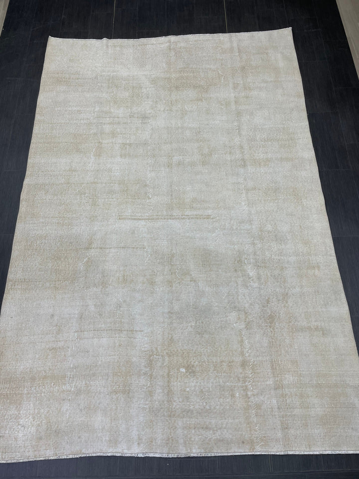 Turkish Runner Rug 6' 8" x 9' 11" Hand-Knotted view 9