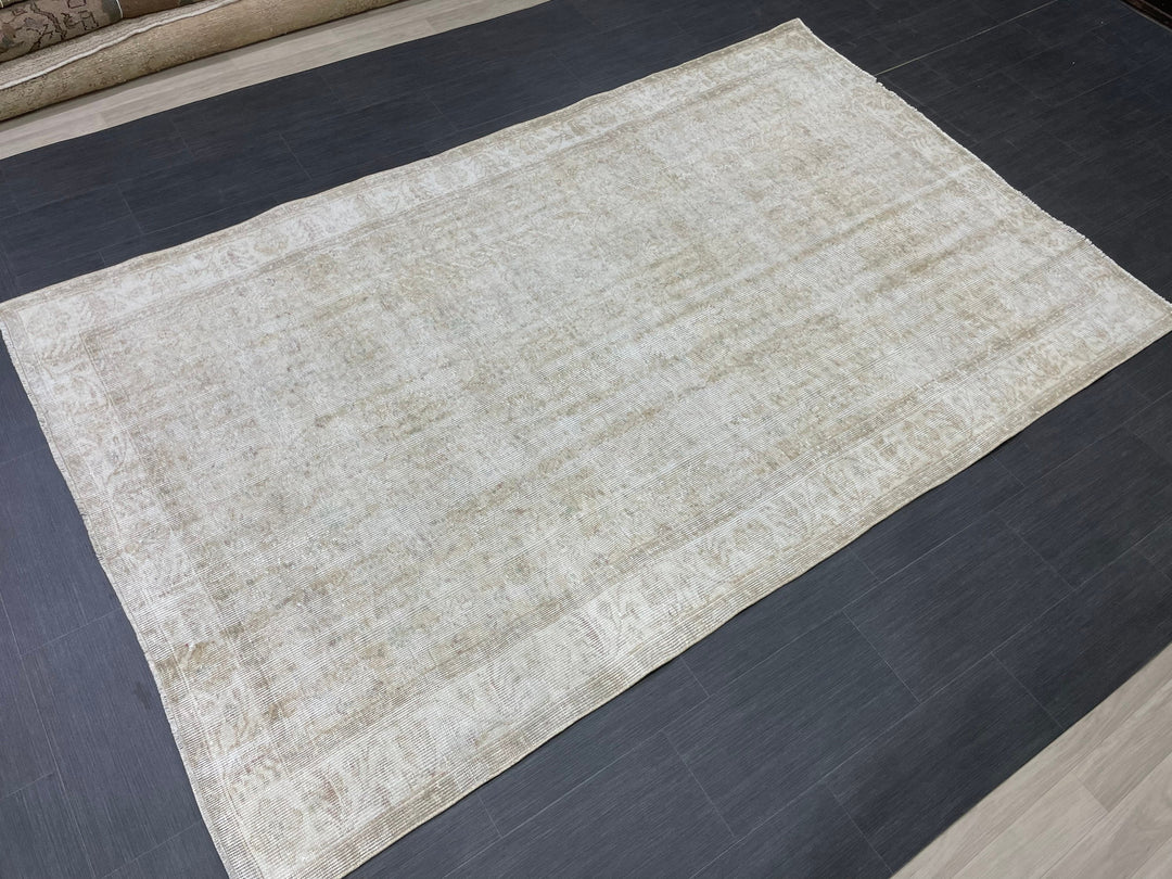 Pink Turkish Runner Rug 5' 8" x 9' 2" Hand-Knotted