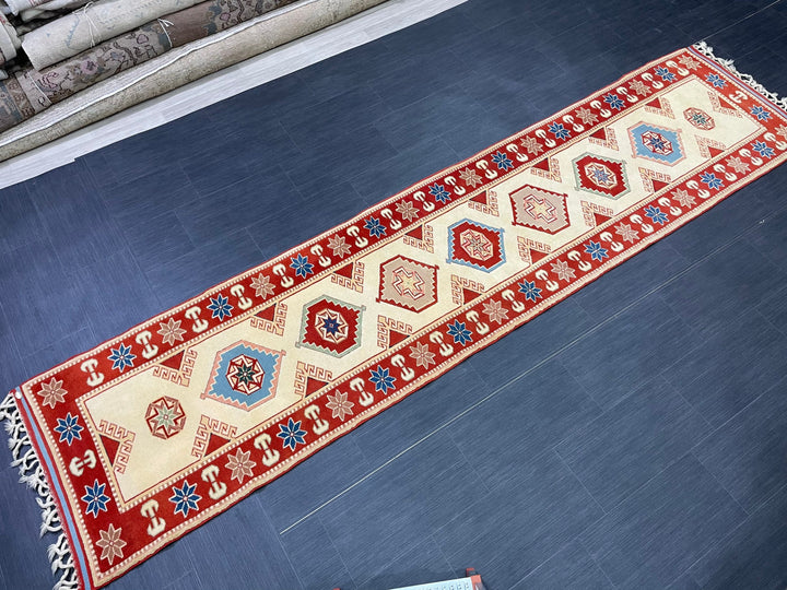 Beige Turkish Runner Rug 2' 7" x 11' 4" Hand-Knotted detail