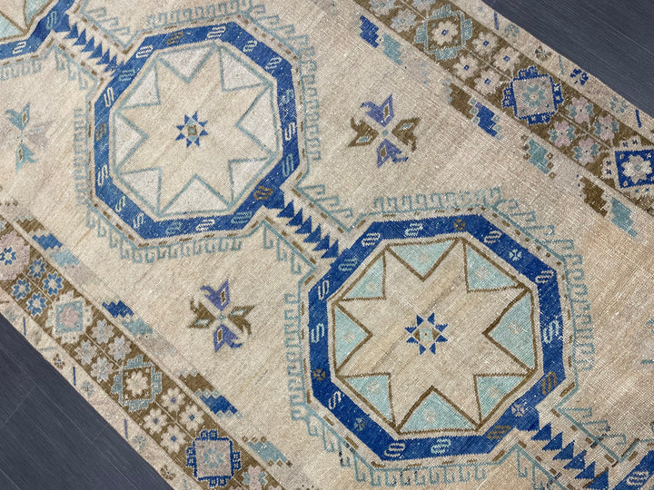 Beige Turkish Runner Rug 4' 9" x 12' 6" Hand-Knotted pattern