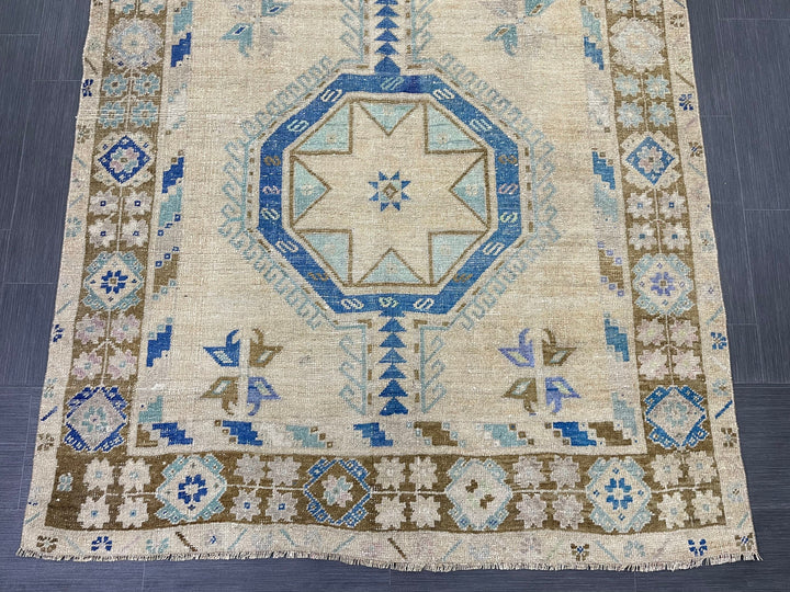 Beige Turkish Runner Rug 4' 9" x 12' 6" Hand-Knotted view 9