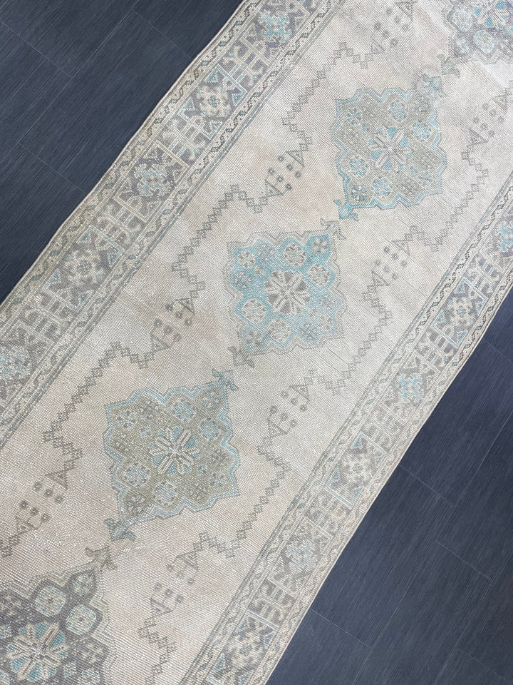 Beige Turkish Runner Rug 3' 11" x 11' 7" Hand-Knotted texture