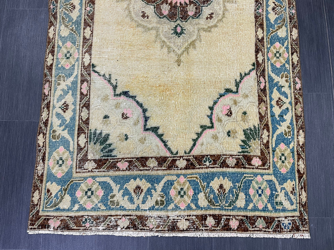 Beige Turkish Runner Rug 3' 6" x 6' 9" Hand-Knotted view 9