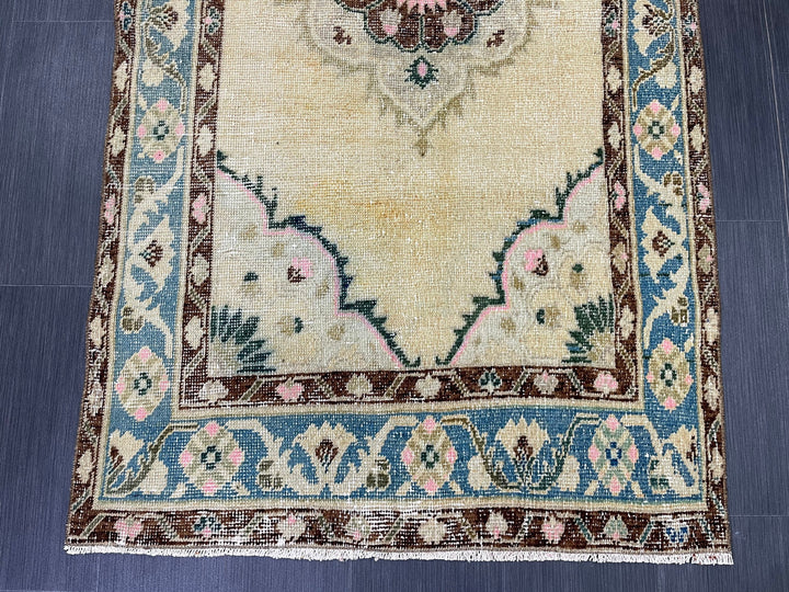 Beige Turkish Runner Rug 3' 6" x 6' 9" Hand-Knotted view 9