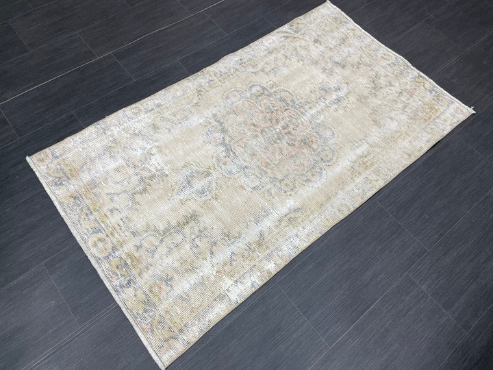 Beige Turkish Runner Rug 2' 11" x 5' 2" Hand-Knotted