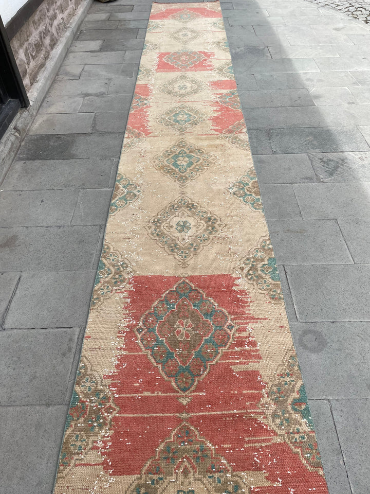 Beige Turkish Runner Rug 2' 8" x 20' 6" Hand-Knotted texture