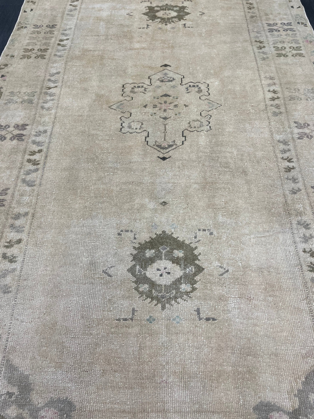 Beige Turkish Runner Rug 4' 10" x 9' 5" Hand-Knotted close-up