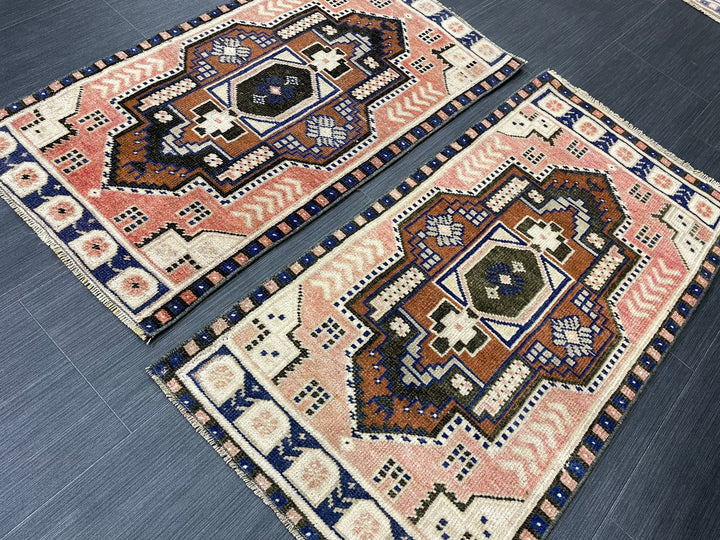 Beige Turkish Runner Rug 1' 7" x 3' 2" Hand-Knotted | No. WR21043
