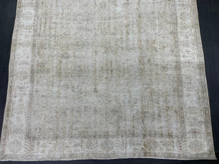 Pink Turkish Runner Rug 5' 8" x 9' 2" Hand-Knotted view