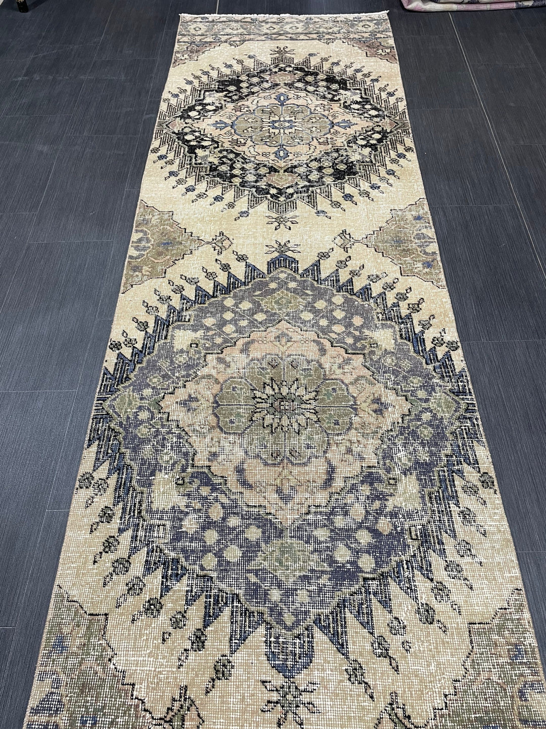 Beige Turkish Runner Rug 2' 9" x 13' 1" Hand-Knotted close-up