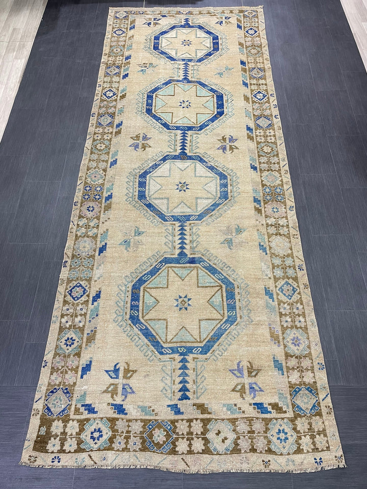 Beige Turkish Runner Rug 4' 9" x 12' 6" Hand-Knotted close-up