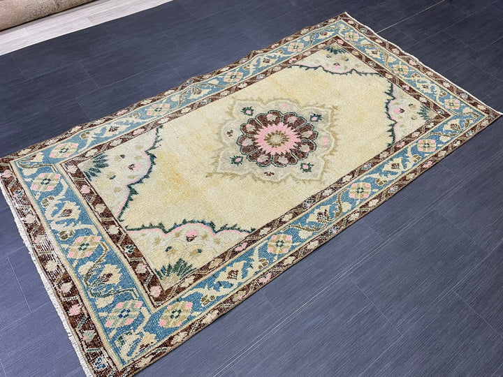 Beige Turkish Runner Rug 3' 6" x 6' 9" Hand-Knotted close-up