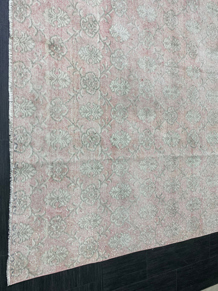 Beige Turkish Oushak Rug 7' 2" x 12' Hand-Knotted close-up