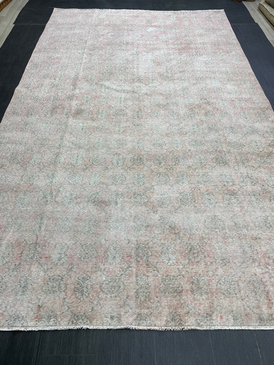 Beige Turkish Oushak Rug 7' 2" x 12' Hand-Knotted texture