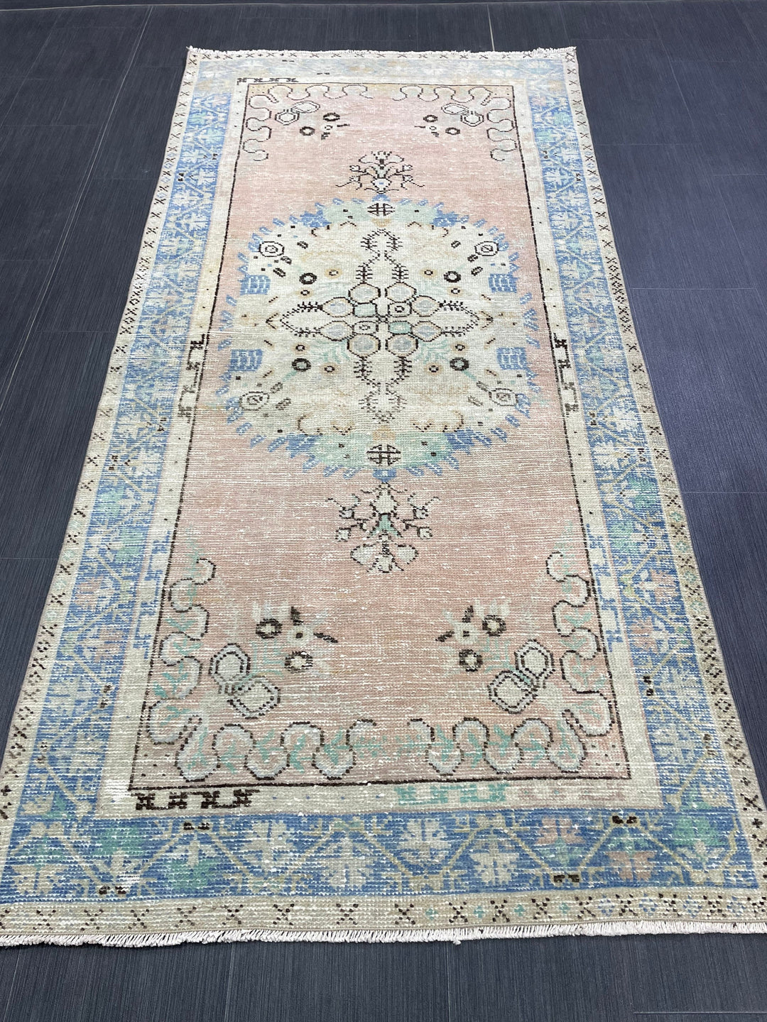 Beige Turkish Runner Rug 3' 2" x 6' 9" Hand-Knotted border