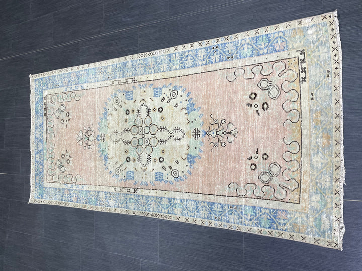 Beige Turkish Runner Rug 3' 2" x 6' 9" Hand-Knotted texture