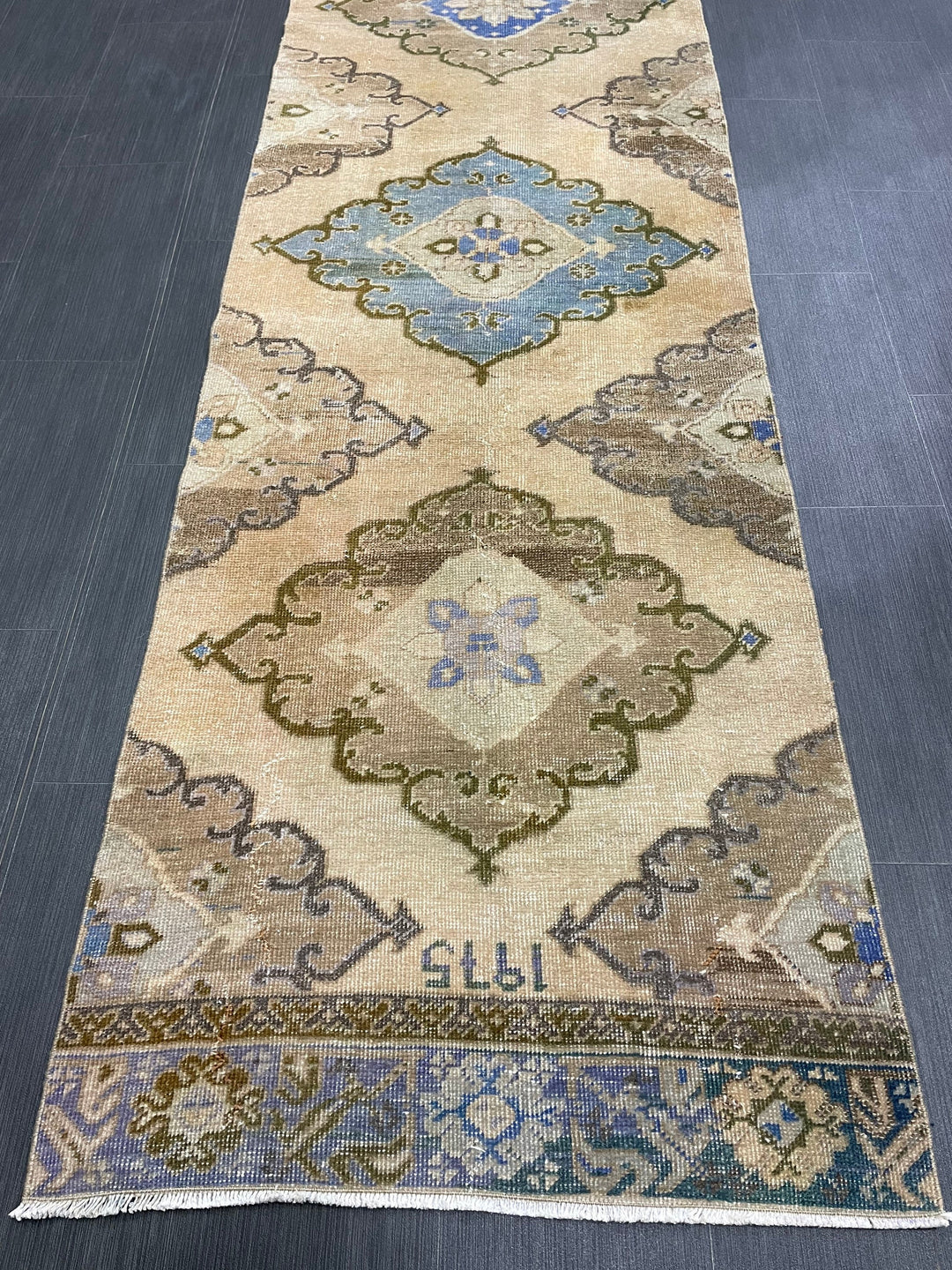 Beige Turkish Runner Rug 2' 9" x 12' 9" Hand-Knotted border