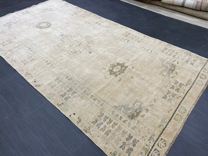 Beige Turkish Runner Rug 4' 10" x 9' 5" Hand-Knotted