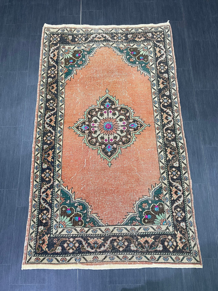 Beige Turkish Oushak Rug 3' 11" x 7' 2" Hand-Knotted detail