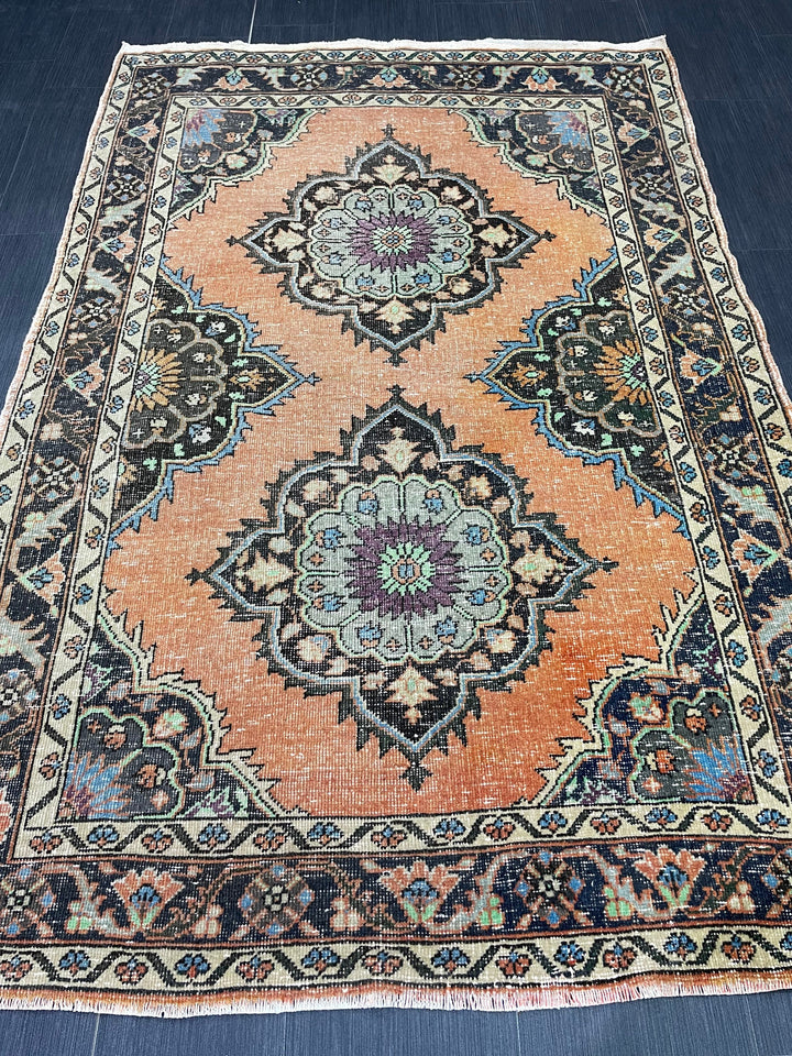 Beige Turkish Oushak Rug 4' 2" x 6' 6" Hand-Knotted close-up