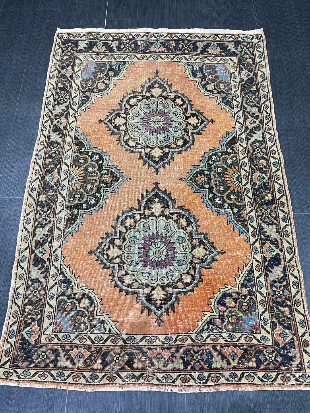 Beige Turkish Oushak Rug 4' 2" x 6' 6" Hand-Knotted border