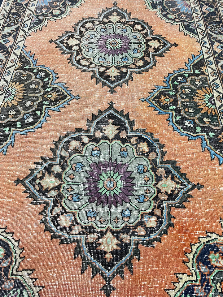 Beige Turkish Oushak Rug 4' 2" x 6' 6" Hand-Knotted field