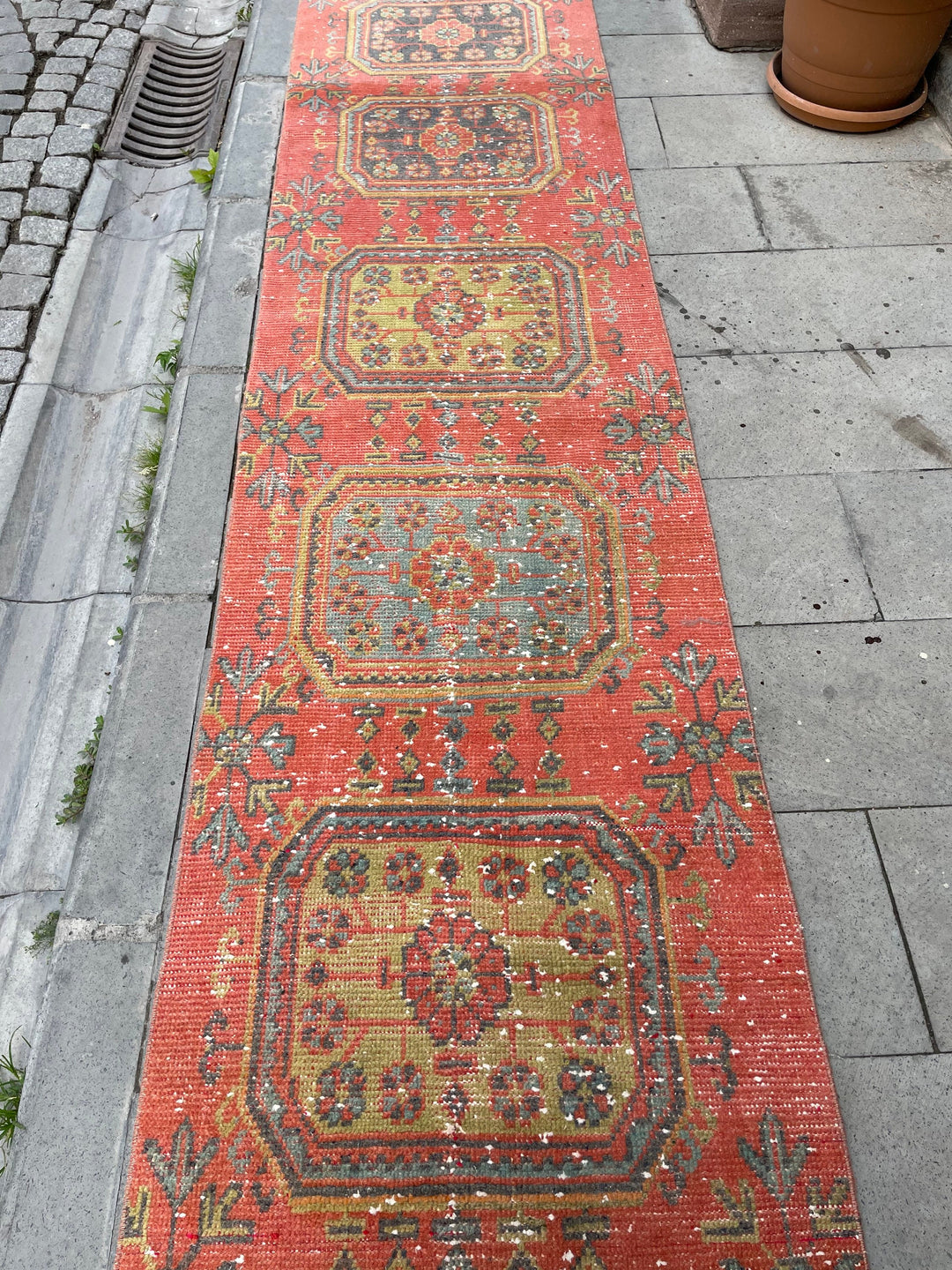 Beige Turkish Runner Rug 2' 7" x 22' 3" Hand-Knotted pattern