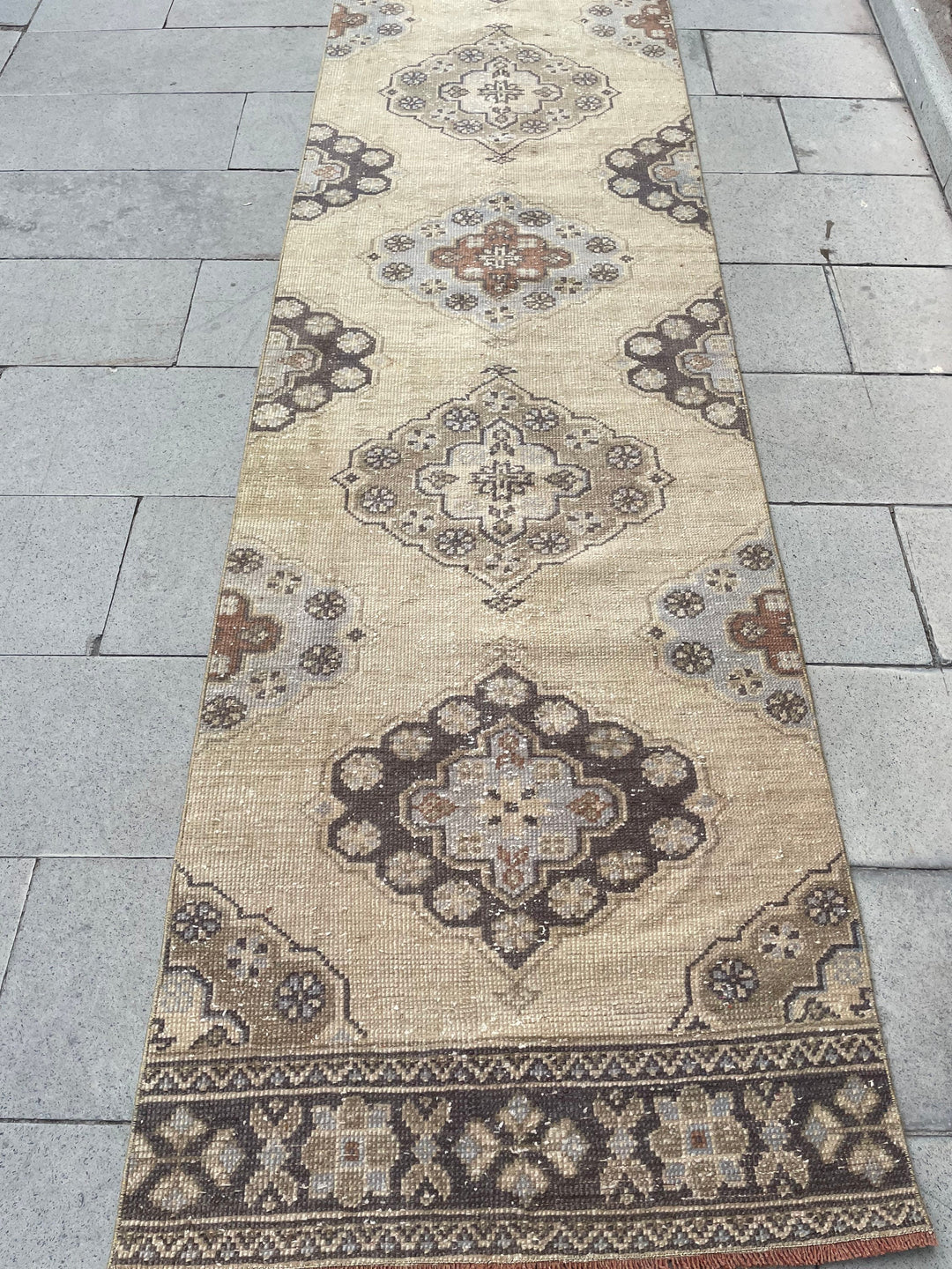 Beige Turkish Runner Rug 2' 9" x 21' 4" Hand-Knotted pattern