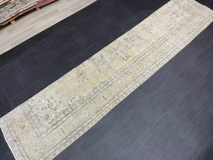Beige Turkish Runner Rug 2' 6" x 11' 6" Hand-Knotted view 9