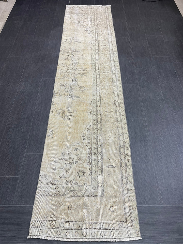 Beige Turkish Runner Rug 2' 6" x 11' 6" Hand-Knotted field