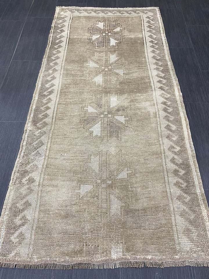 Beige Turkish Runner Rug 2' 9" x 5' 10" Hand-Knotted reverse