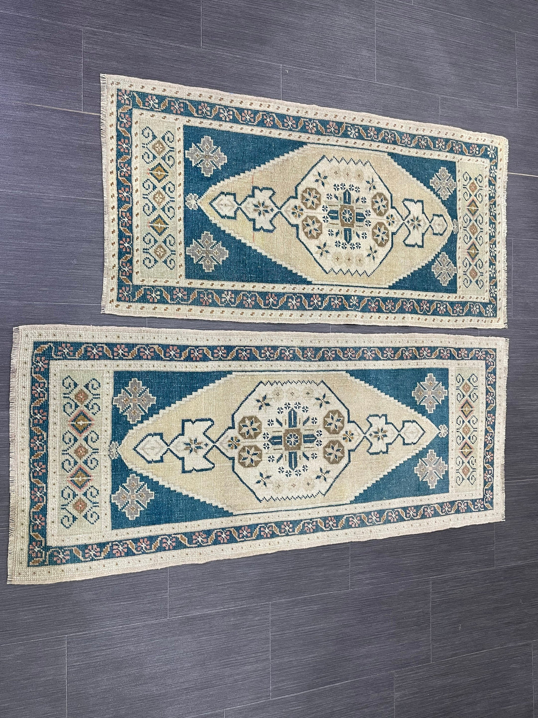 Beige Turkish Runner Rug 1' 11" x 5' 4" Hand-Knotted pattern