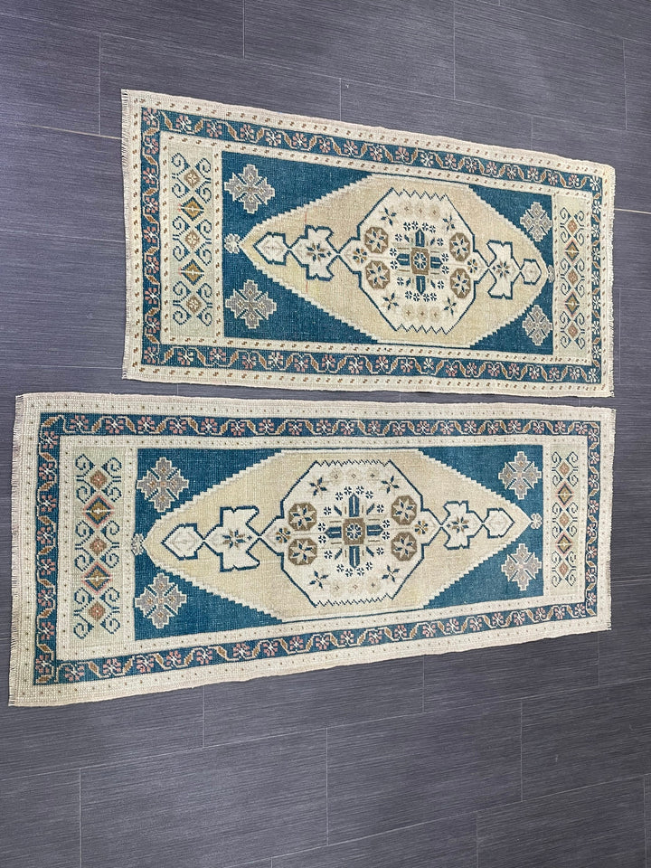 Beige Turkish Runner Rug 1' 11" x 5' 4" Hand-Knotted pattern