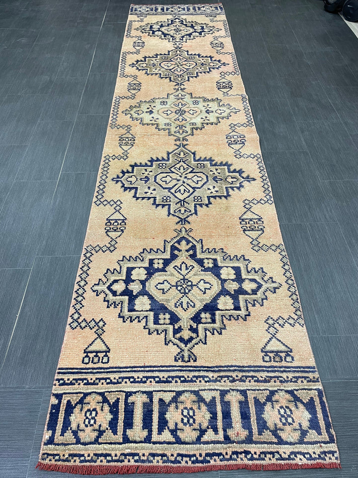 Rust Turkey Runner Rug 2' 7" x 11' 1" Hand-Knotted border