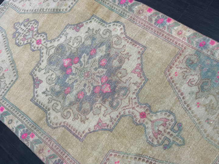 Beige Turkish Runner Rug 4' 6" x 7' 1" Hand-Knotted view